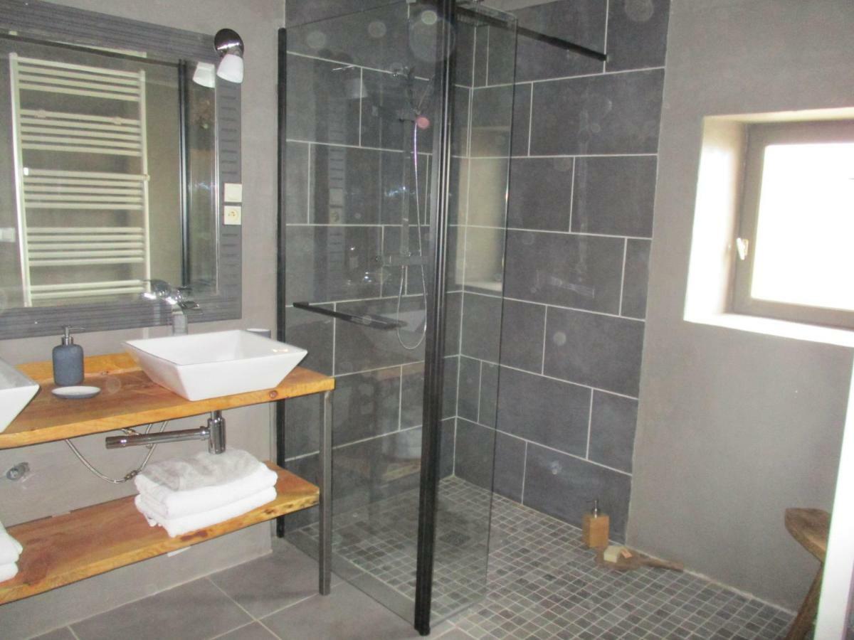 Bed and Breakfast La Grange Aux Hirondelles Sancoins Esterno foto