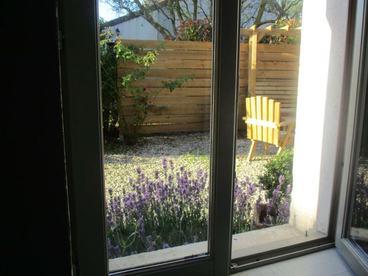 Bed and Breakfast La Grange Aux Hirondelles Sancoins Esterno foto