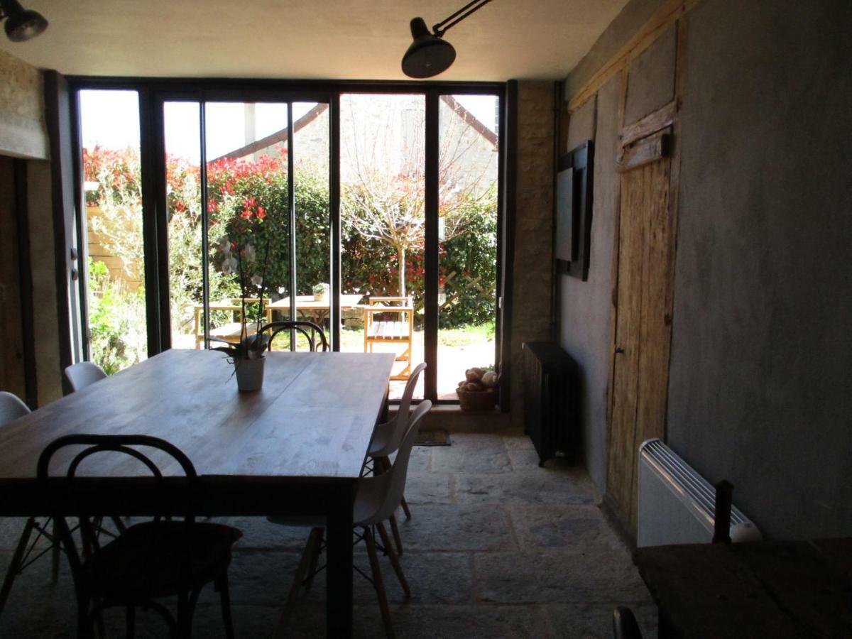 Bed and Breakfast La Grange Aux Hirondelles Sancoins Esterno foto