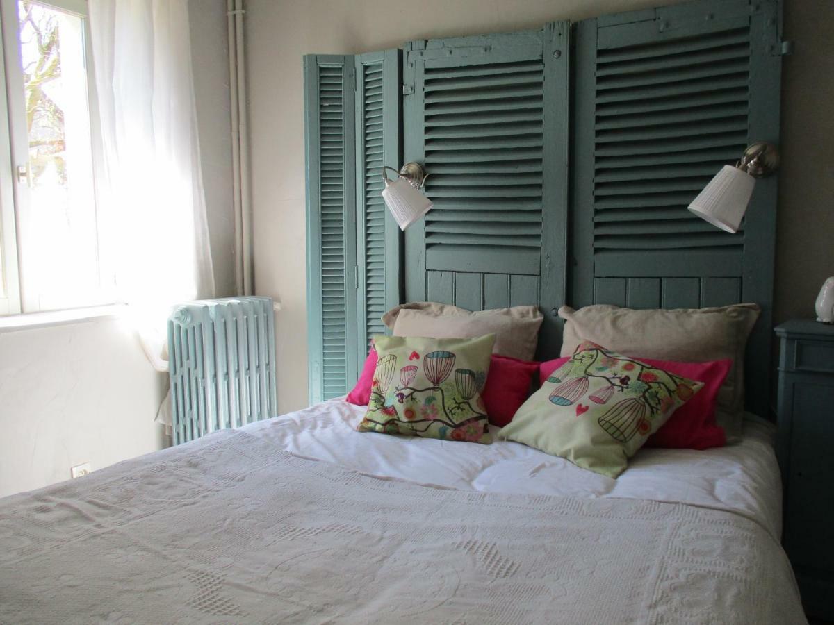 Bed and Breakfast La Grange Aux Hirondelles Sancoins Esterno foto