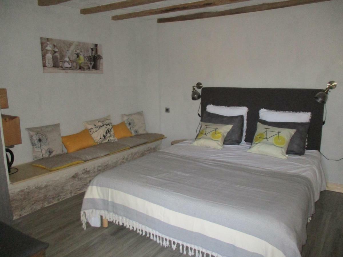 Bed and Breakfast La Grange Aux Hirondelles Sancoins Esterno foto